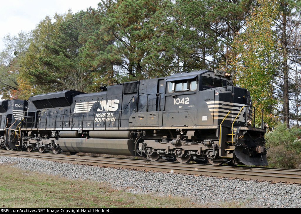 NS 1042